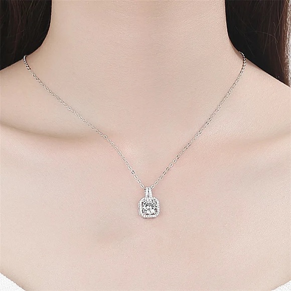 New Simulated Diamonds 925 Sterling Silver Sparkling Pave Pendant Neckla… - Picture 7 of 11